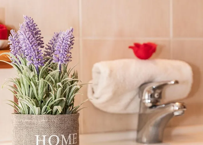 Vila Penelope Kato Platres