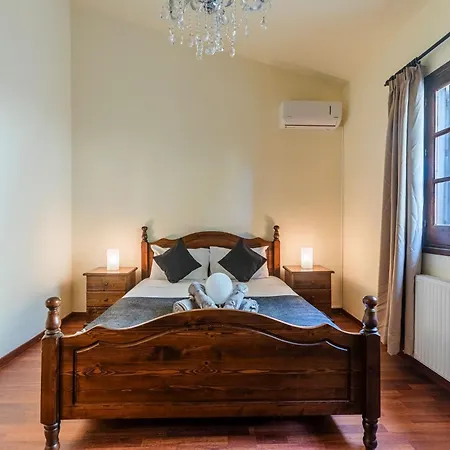 Villa Penelope Platres *